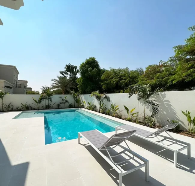 Swimming-Pool-Dubai-2022